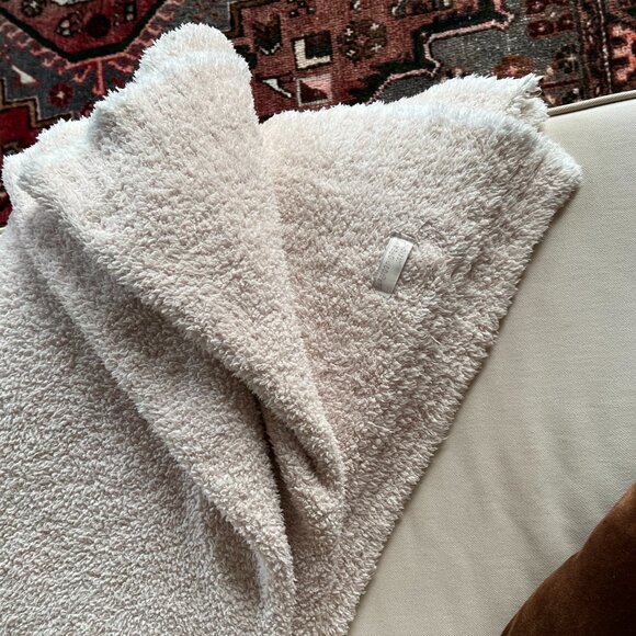 Pink Barefoot Dreams CozyChic Throw - Picture 3 of 3